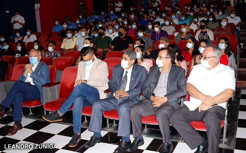 CINE 2